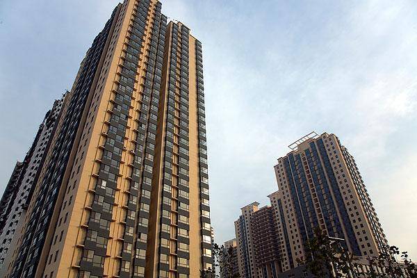 苹果蓝牙耳机黄金版多少钱:这两层房子再贵也要买，聪明人都抢着买，买到就是赚到！