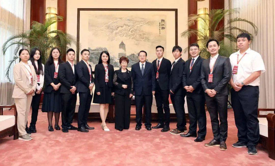 手机打不开相机:浙江省委书记易炼红会见中国国民党前主席洪秀柱一行
