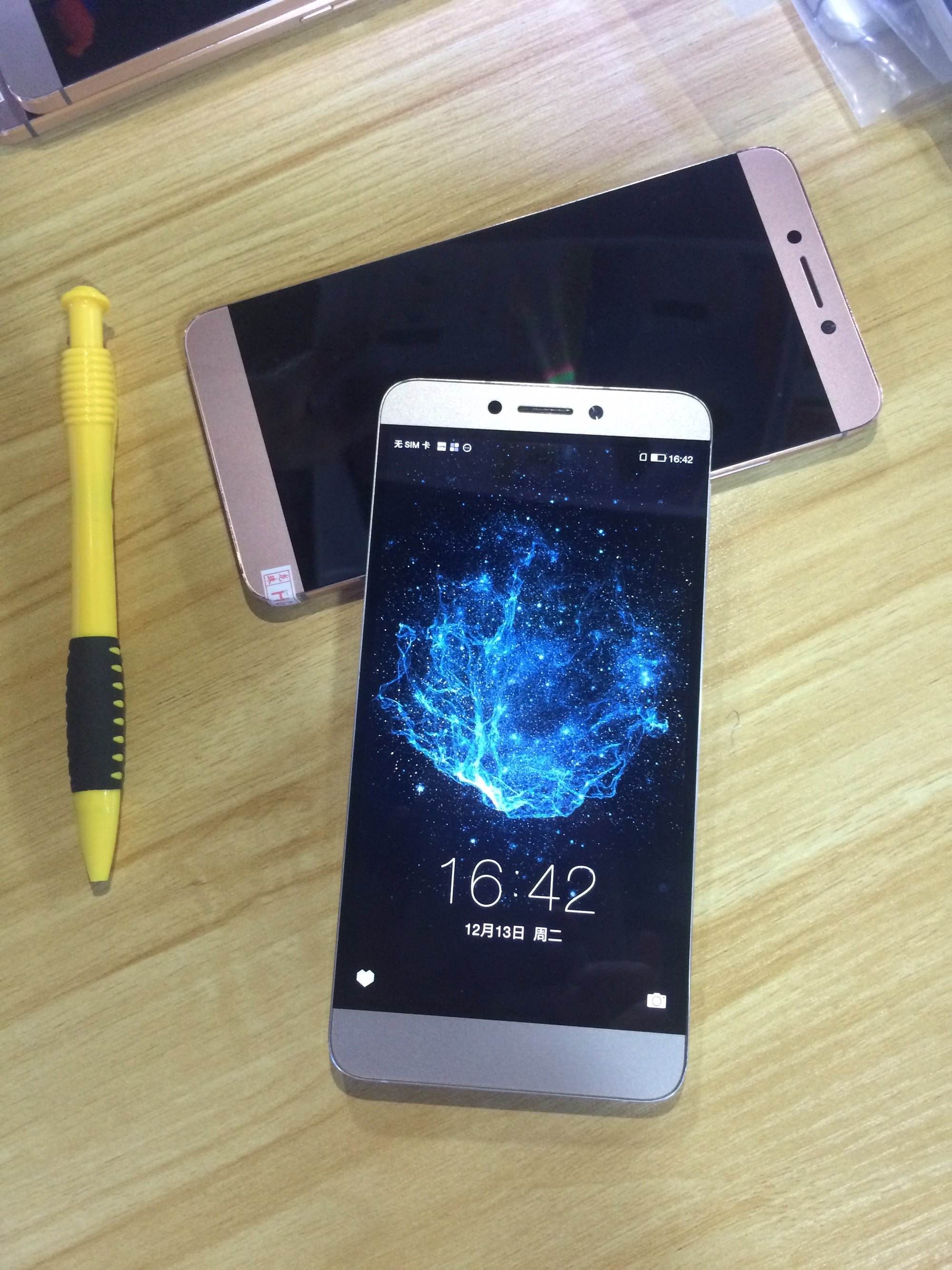 什么是乐视手机爵迹版(乐视2爵迹桌面如何恢复原来的)